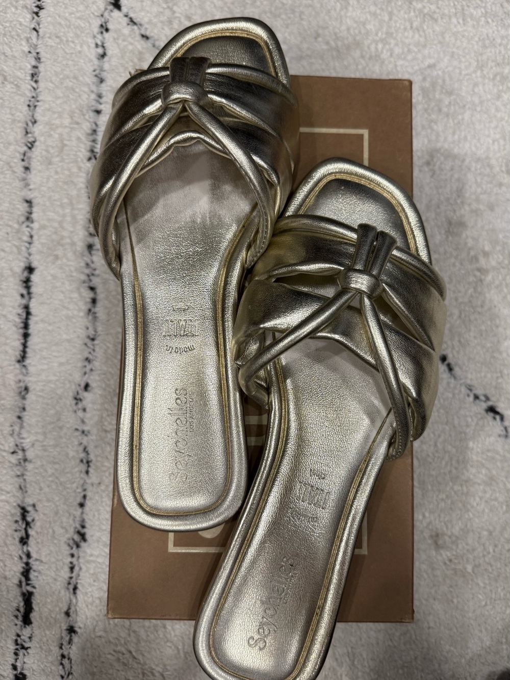 Seychelles Metallic Gold Knot Slide Sandals for Women